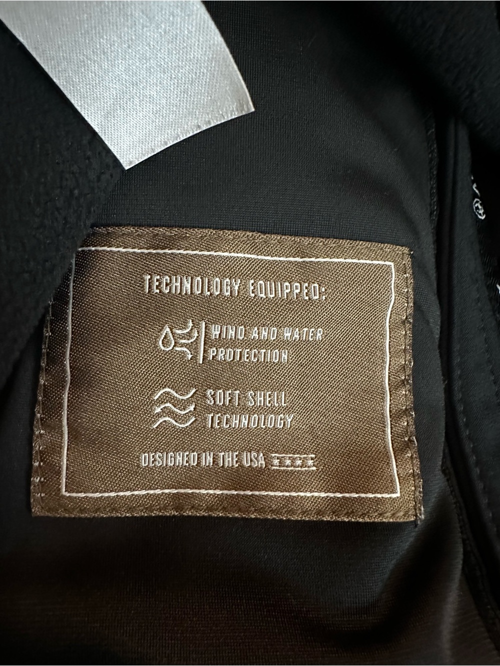 NWOT ARIAT BOYS' 2.0 SOFTSHELL
PERFORMANCE STRETCH JACKET - Picture 11 of 12